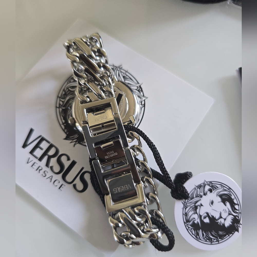 Versus Versace Silver Watch - Picture 3 of 5